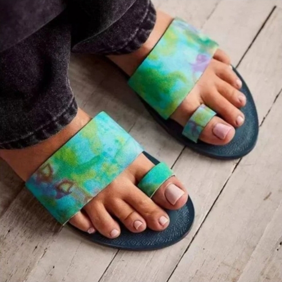 NIB Free People Sun Peaks Sandal in Peacock Monarch - Picture 3 of 7